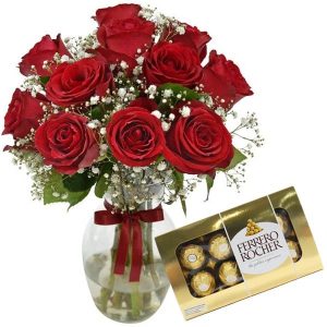 Arranjo no Vaso P com 12 Rosas Vermelhas+Chocolate 8un