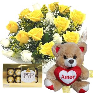 Buquê 12 Rosas Brancas e Amarelas+Chocolate 8un+Urso Coração Amor 20cm