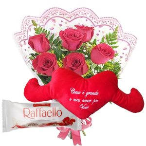 Mini buquê 6 Rosas Vermelhas+Chocolate Rafaello 3un+Coração Pelúcia "Como é grande meu..."65x30